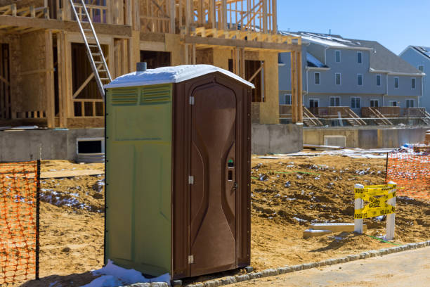 Portable Toilet Options We Offer in Seven Oaks, SC